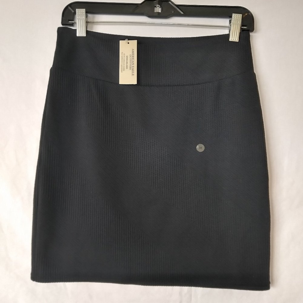 NWT AMERICAN EAGLE KNIT SKIRT SZ MED